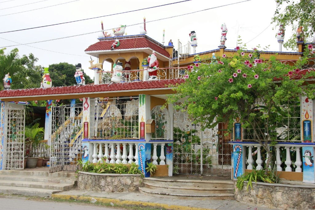 Mexican Christmas decoration at Bacalar